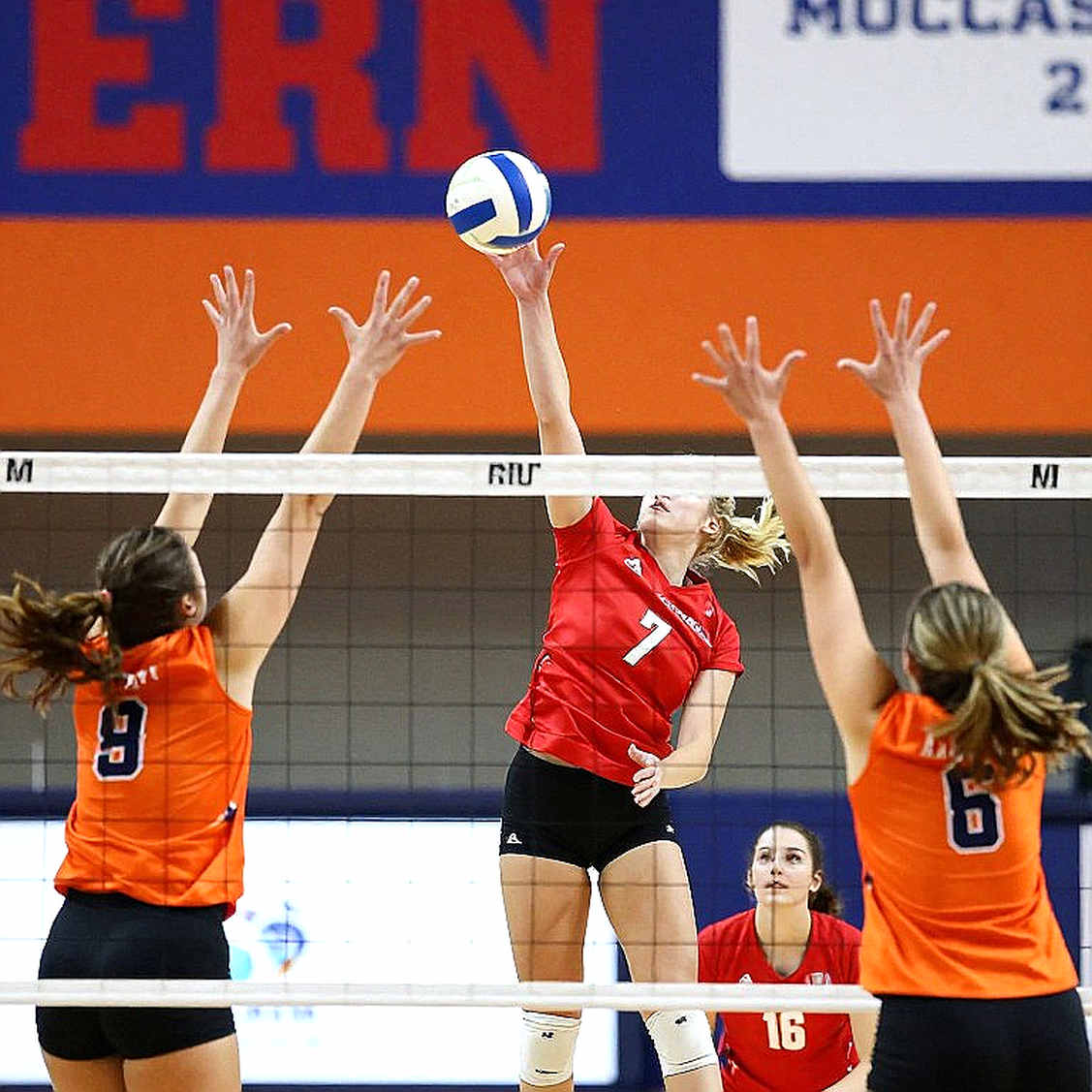 Halkbank và mùa giải 2026-2027: Đọc cấu trúc qua một tuyên bố tiền mùa giải không có số liệu