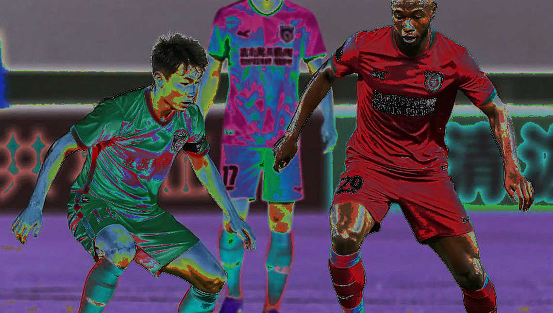 V.League: Khi khán đài im lặng, sự thật về 'lợi thế sân nhà' mới lộ ra