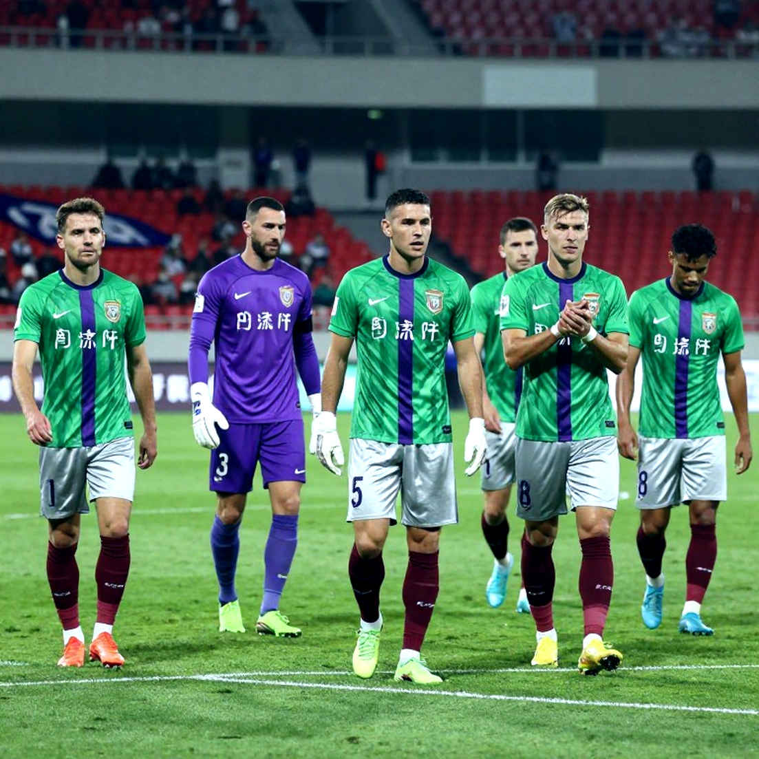 Al-Ittihad gạch hai ngoại binh trước chuyến đi Dammam: bài toán tám suất và cái giá của một hàng thủ thuần nội