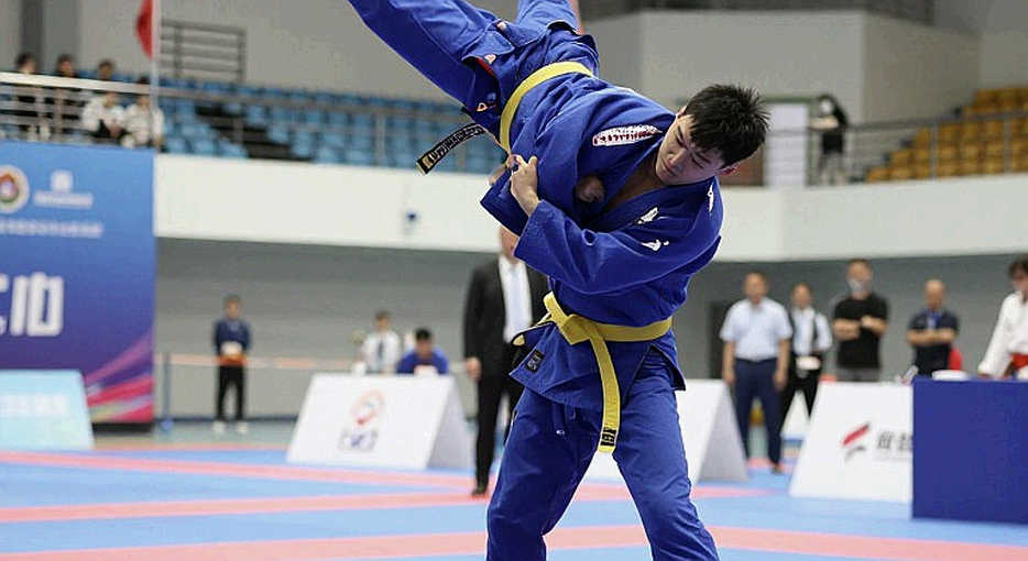 Karate Việt Nam bảo vệ HCV Asiad 20: Ba trận 5-0 và những khoảng trống sau tấm huy chương